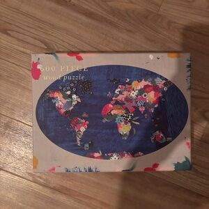 Anthropologie Wood Puzzle Nikki Cade Studio The World Map 600 Piece RARE
